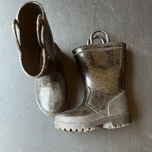 Toddler black glitter rain boots